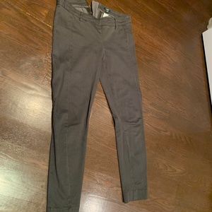 Ladies stretch legging style woven pant